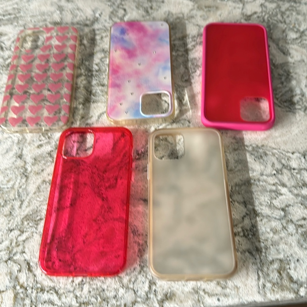 Five Below I Phone 12  Bundle